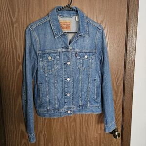 Levi's Fitted Denim Jean Jacket